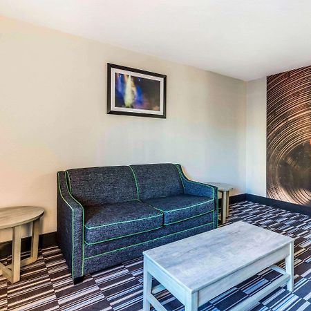 ממפיס Comfort Inn Airport מראה חיצוני תמונה