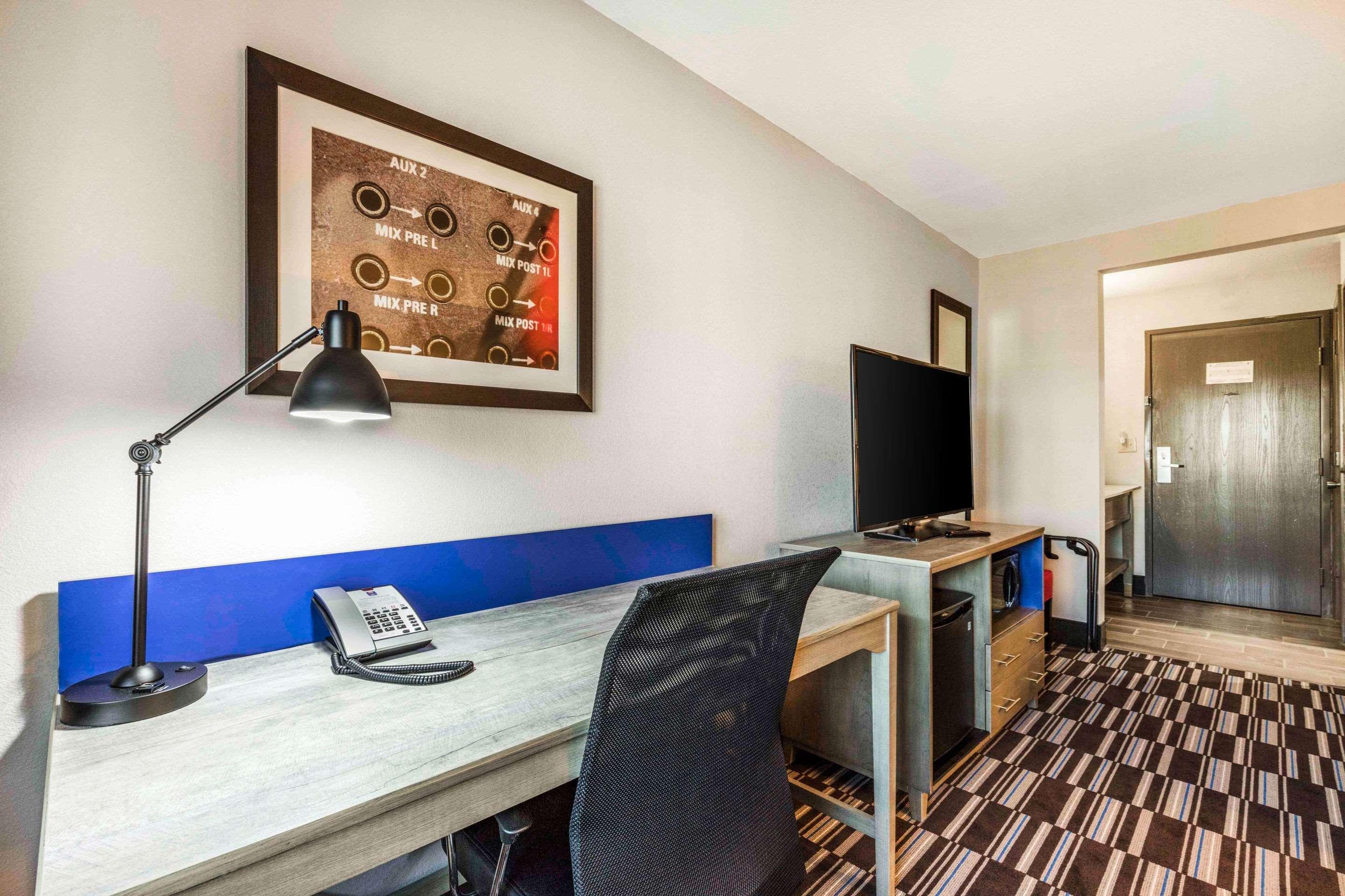 ממפיס Comfort Inn Airport מראה חיצוני תמונה