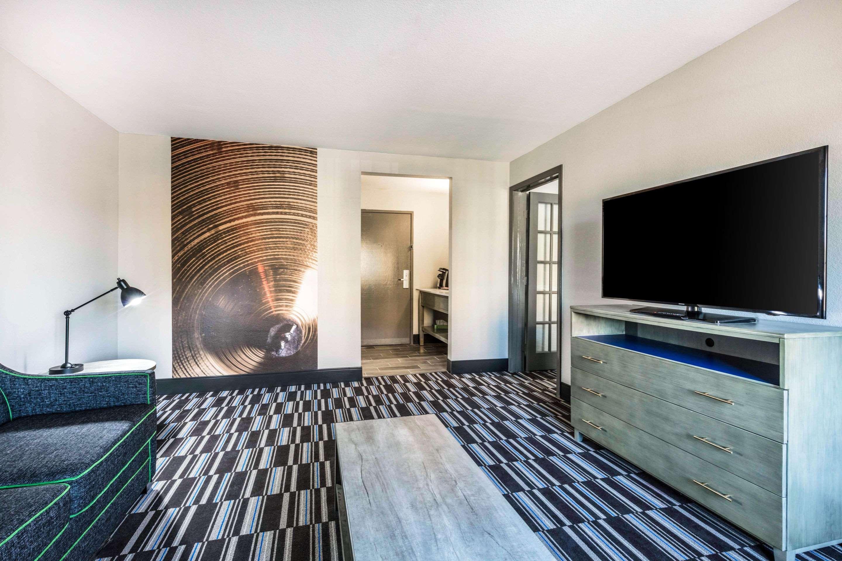 ממפיס Comfort Inn Airport מראה חיצוני תמונה