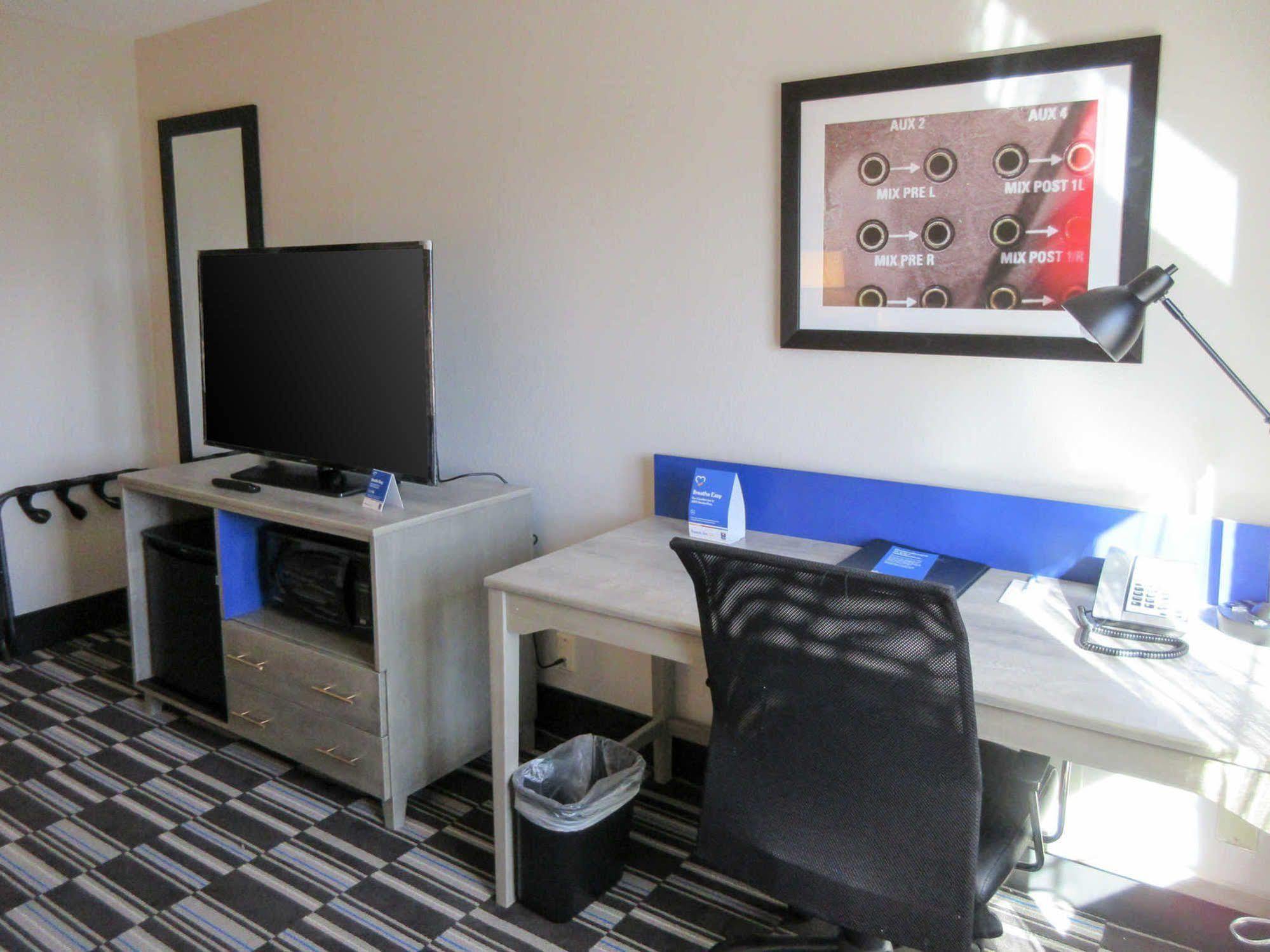 ממפיס Comfort Inn Airport מראה חיצוני תמונה